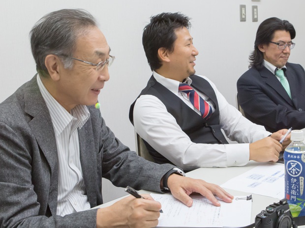 問題点やリスク調査の様子
